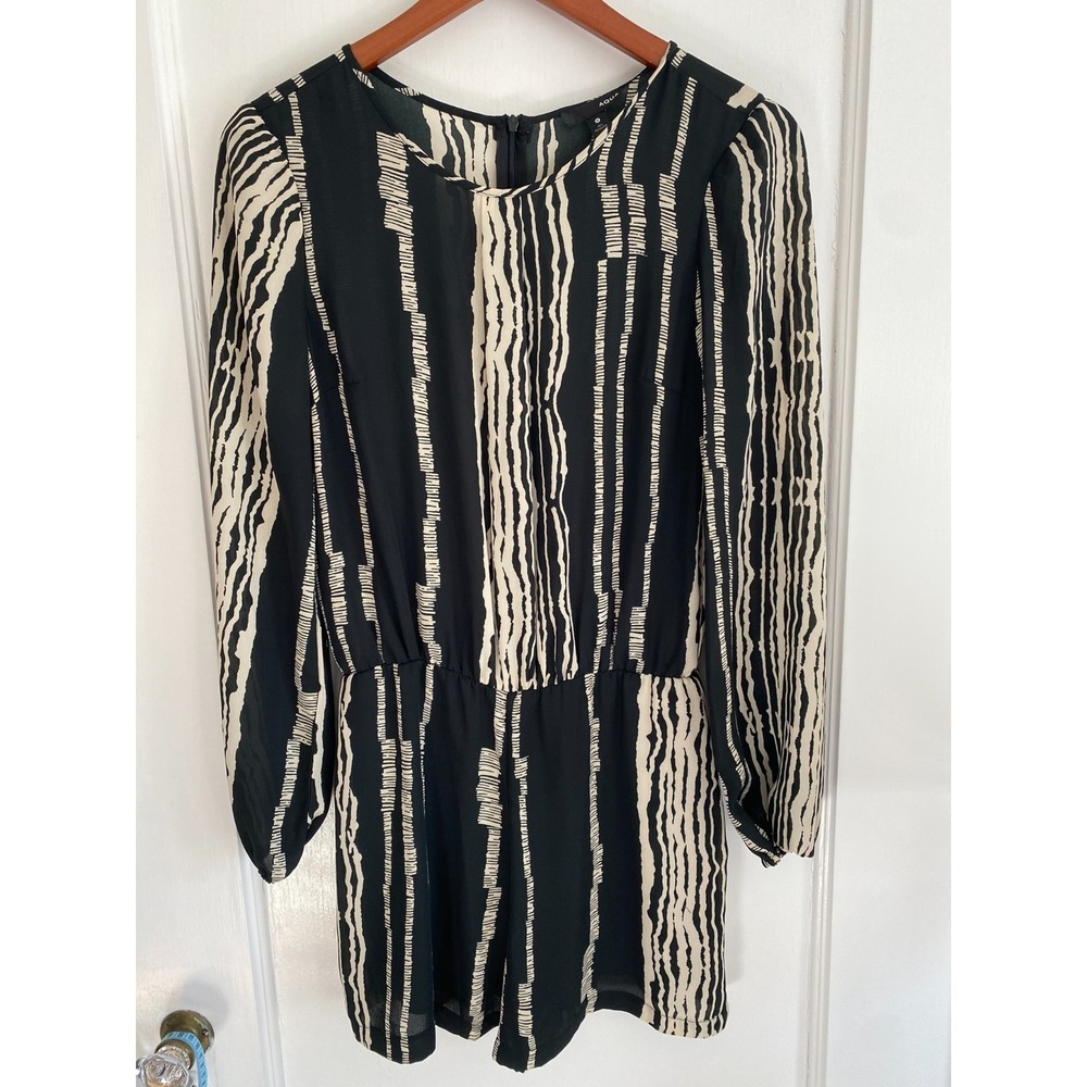 AQUA Romper Shorts Womens Small Black Beige Long Sleeve Abstract Stripe Zip Back